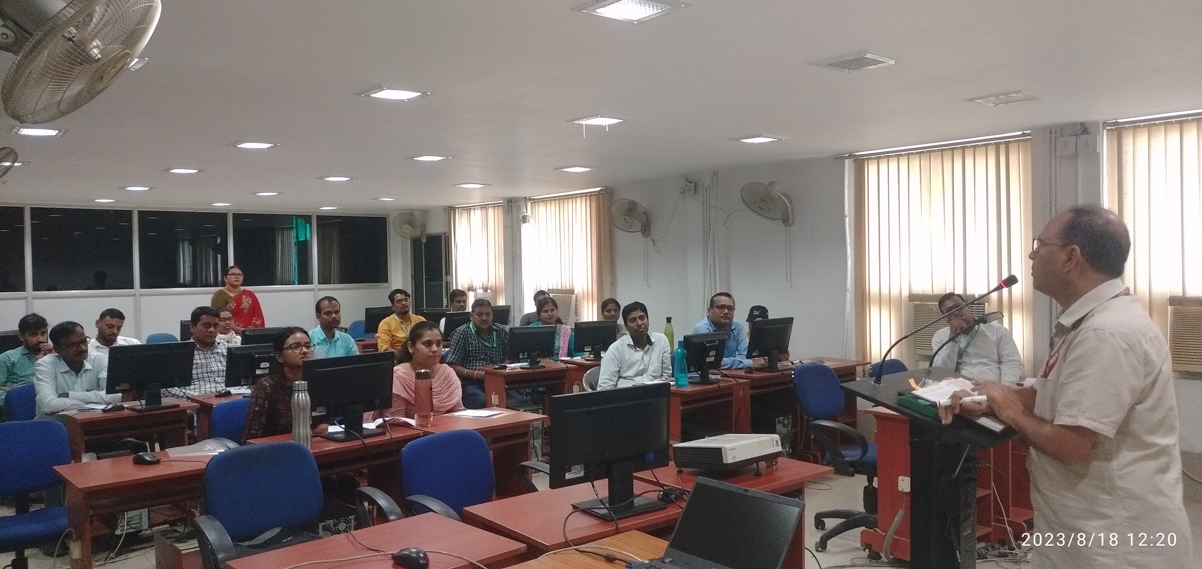 हिंदी कार्यशाला 